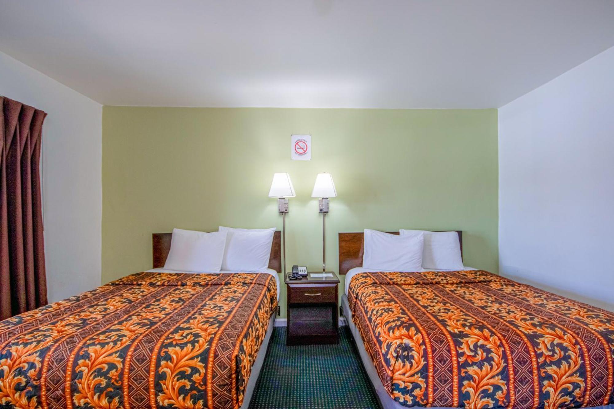 Oyo Travelier Motel Macon Εξωτερικό φωτογραφία
