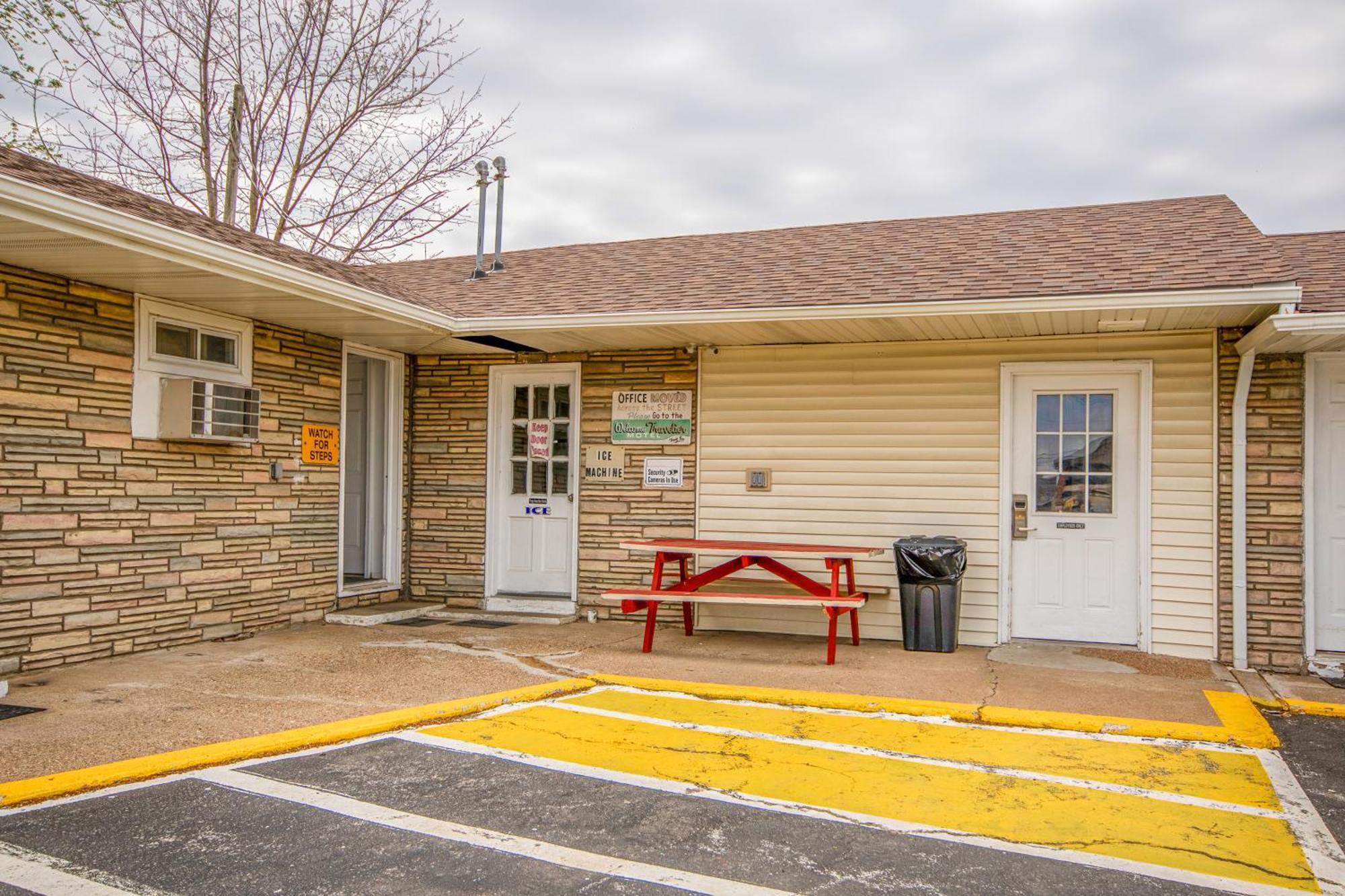 Oyo Travelier Motel Macon Εξωτερικό φωτογραφία